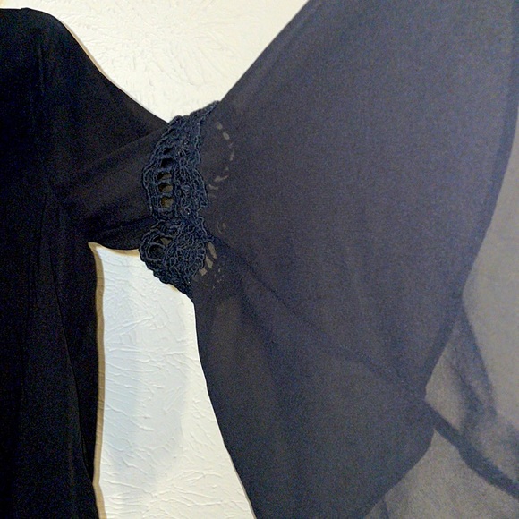 Small Black Bell Sleeves with lace cutout Keyhole with tie closure - Picture 2 of 10